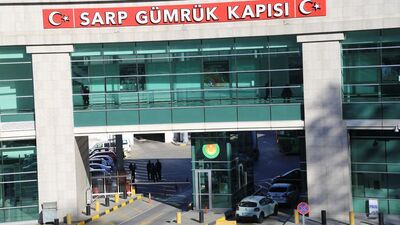 Sarp Sınır Kapısı'nda yılbaşı dönüş yoğunluğu