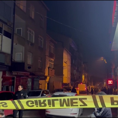 Küçükçekmece'de bir çay ocağına el bombası atıldı