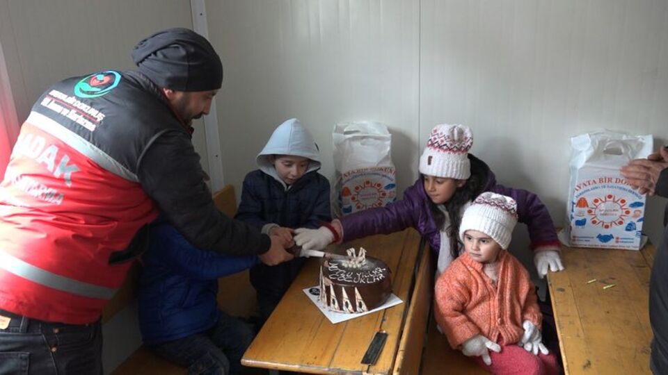 4 öğrencili mezraya konteyner sınıf