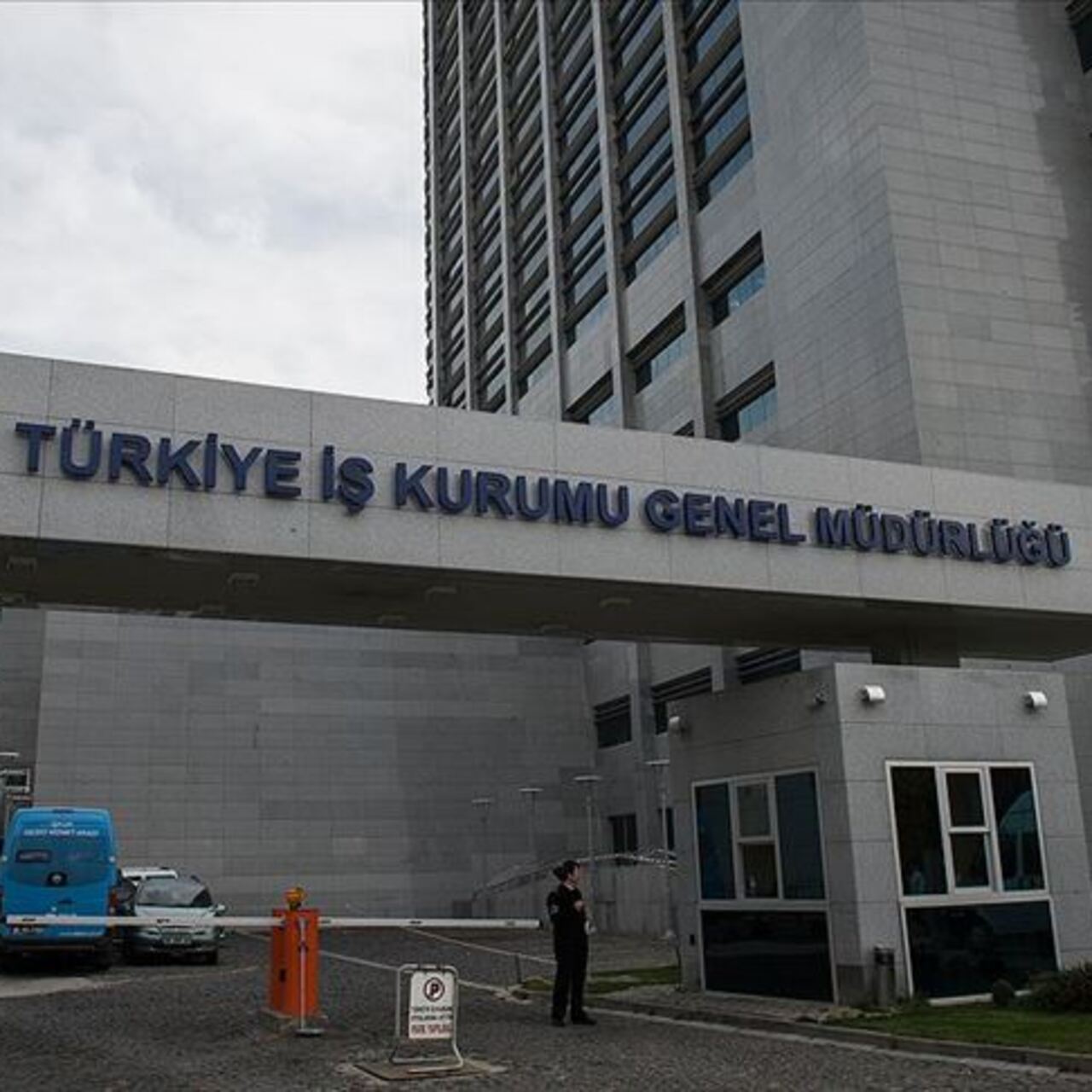 İŞKUR, 2024'te 1.4 milyon vatandaşın işe yerleştirilmesine aracılık etti