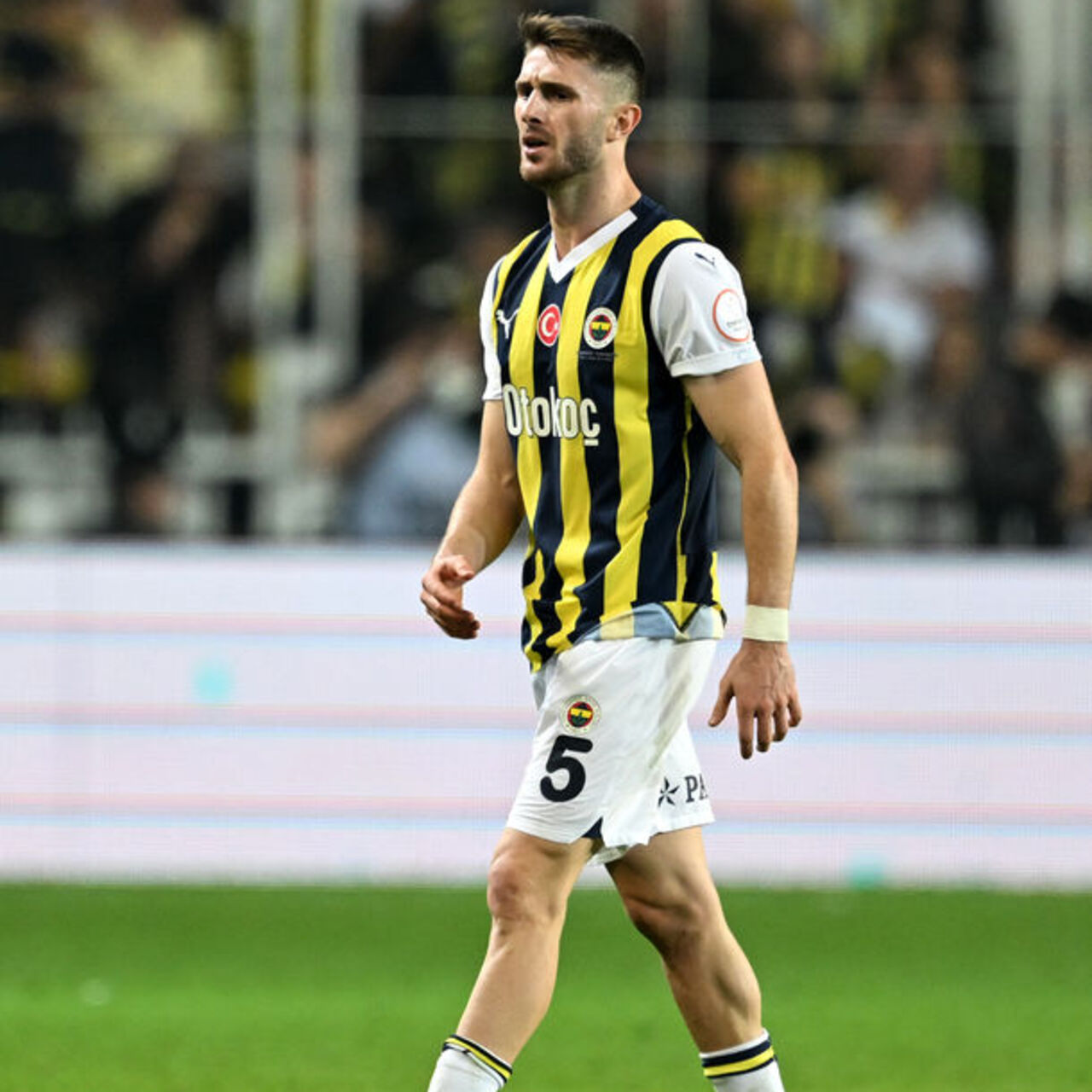 Fenerbahçe'ye iki kötü haber!