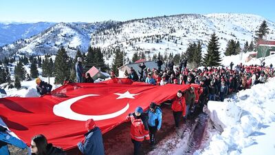 Sis Dağı'nda Sarıkamış şehitleri için yürüdüler