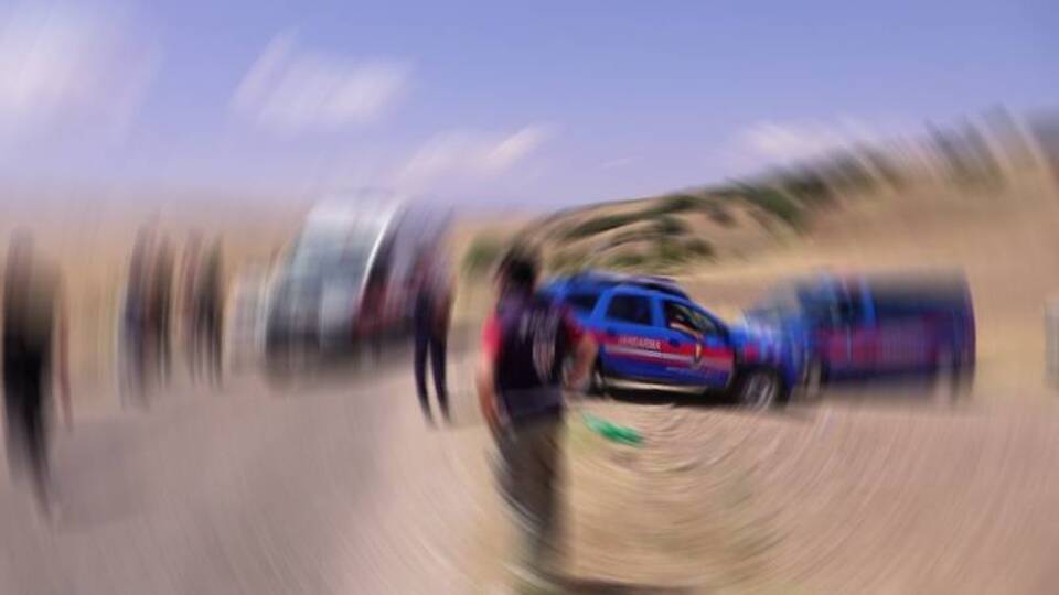 Tarlada ölü bulundu