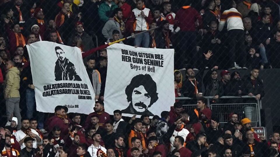 G.Saray maçında Ferdi Tayfur unutulmadı