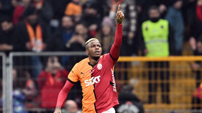 Osimhen ligde 10. golünü attı