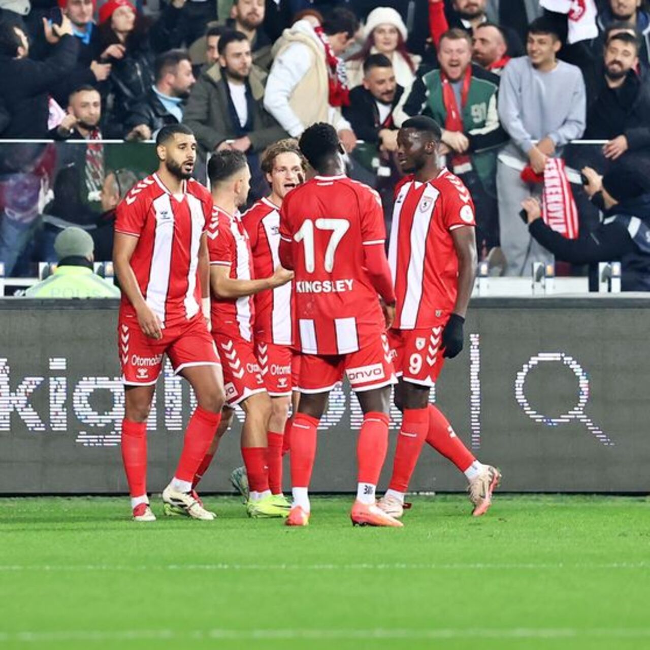 Karadeniz derbisi Samsunspor'un!