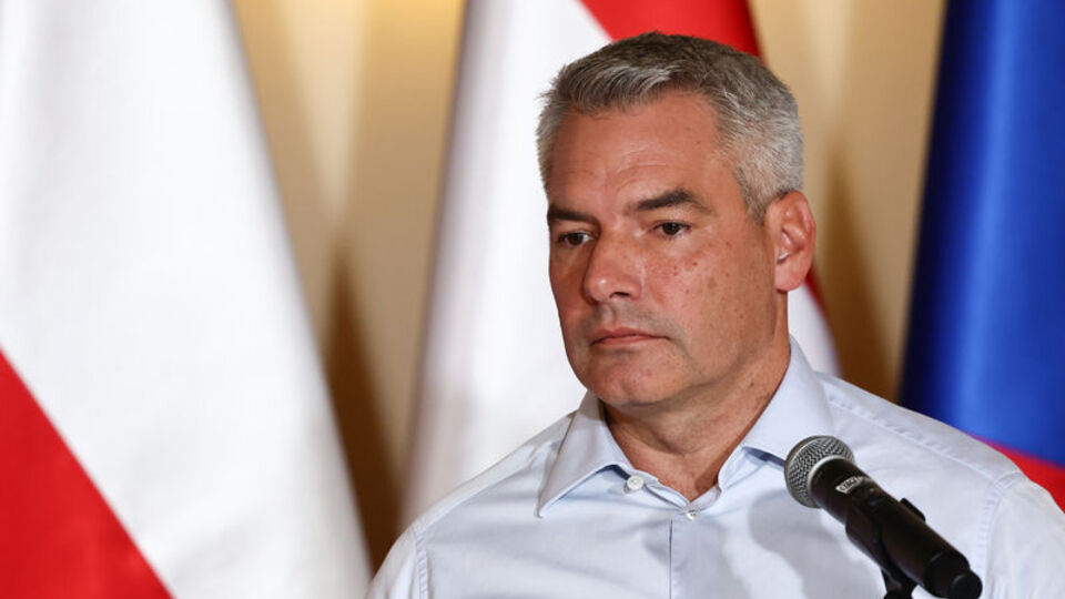 Avusturya Şansölyesi istifa edecek