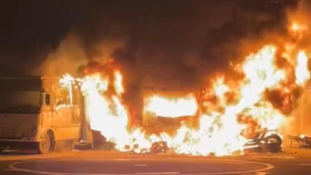 22 motosiklet küle döndü! Sürücü kursuna kundaklama iddiası!