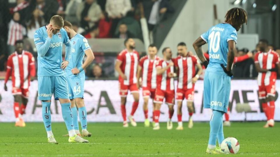 Trabzonspor'da kan kaybı sürüyor!