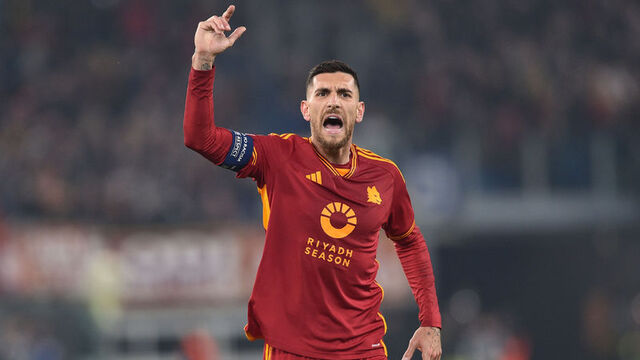Roma evinde Lazio'yu devirdi!