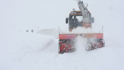 Van ve Bitlis'te 535 yerleşim yeri yolu kapandı