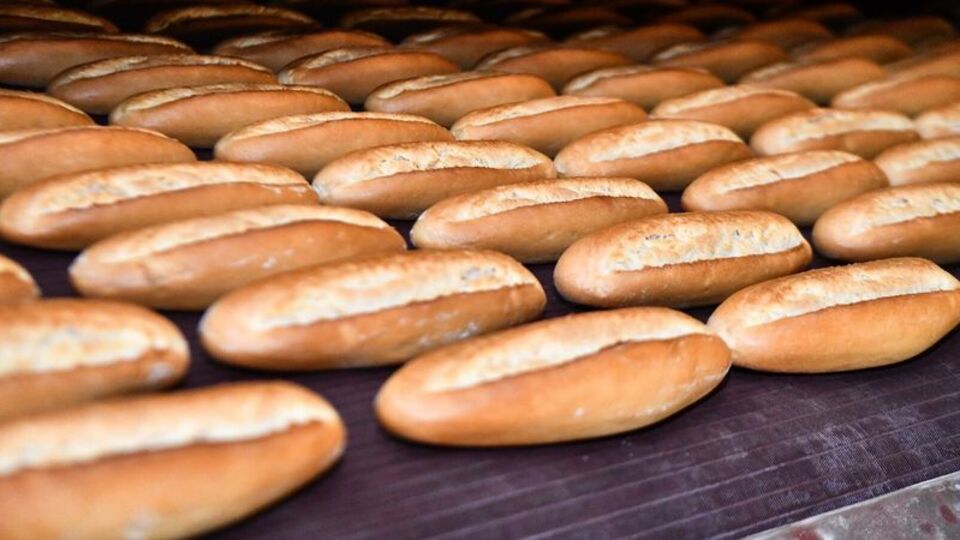 İzmir'de ekmeğe zam