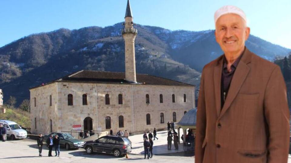 Caminin imamları 3 kuşaktır aynı aileden