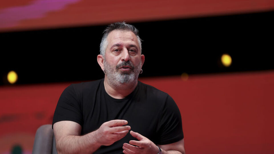 Cem'in lambası kırık çıktı