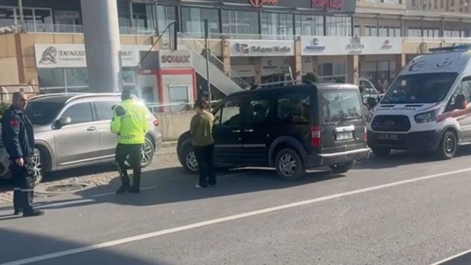 Kadın sürücü, kadın sürücüyü bıçakladı!