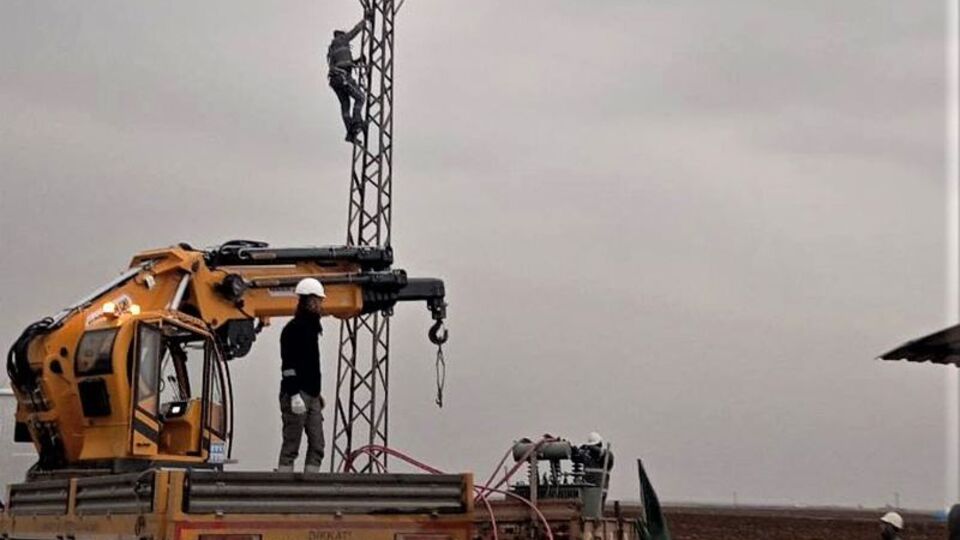 Mardin'de kayıt dışı 2 trafoya el konuldu