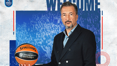 Anadolu Efes'te Luca Banchi dönemi!