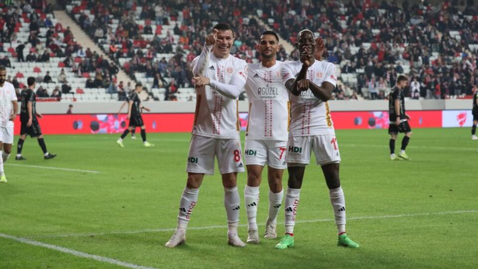 Antalyaspor kupada zorlanmadı!