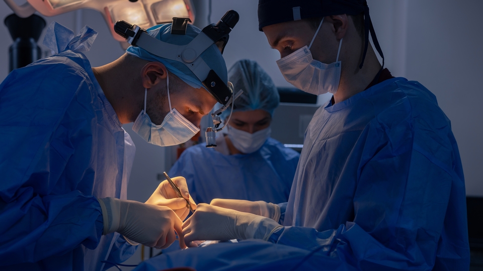 Estetik ameliyatta yaş uyarısı!