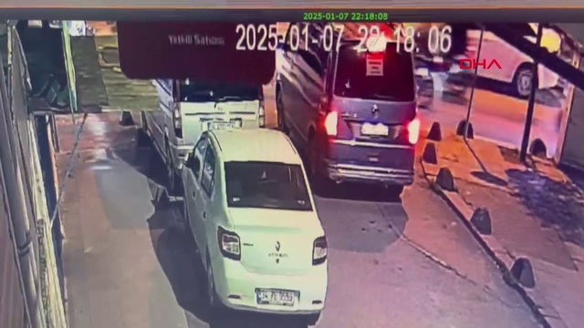 Motosikletle geldiler, 1 kişiyi öldürdüler!