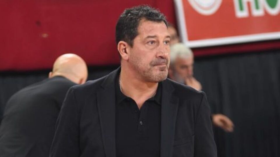 Karşıyaka'da Ufuk Sarıca dönemi bitti!