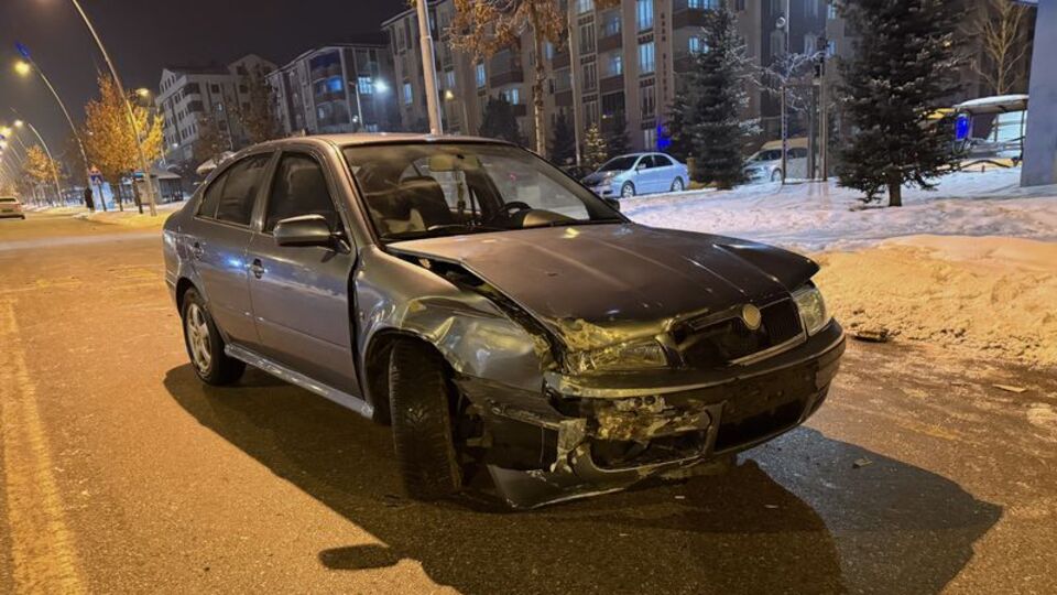 Erzurum'da zincirleme kaza: 5 yaralı