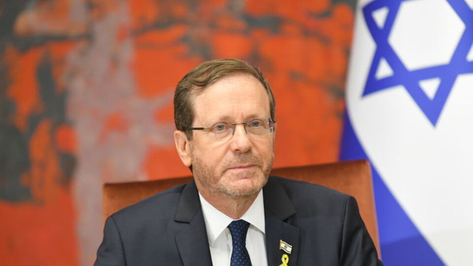 İsrail'den Güney Kıbrıs'a ziyaret