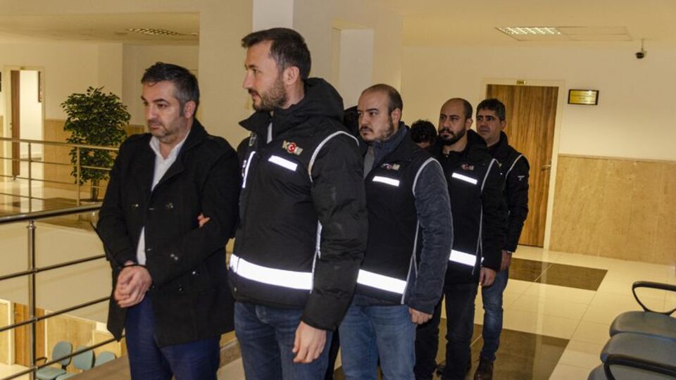 Tarım Kredi'yi dolandıran 4 zanlı tutuklandı