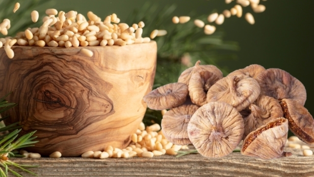 Kabuklu çam fıstığında ağır metal, kuru incirde ise aflatoksin