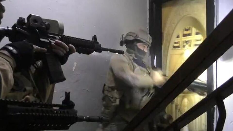 1,8 milyon hap ele geçirildi! 3 gözaltı