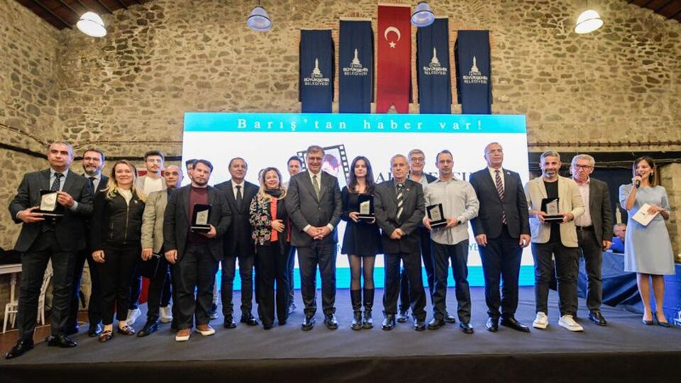 Barış Selçuk Gazetecilik Yarışması'nda ödülleri