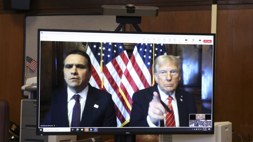 Donald Trump şartsız tahliye edildi