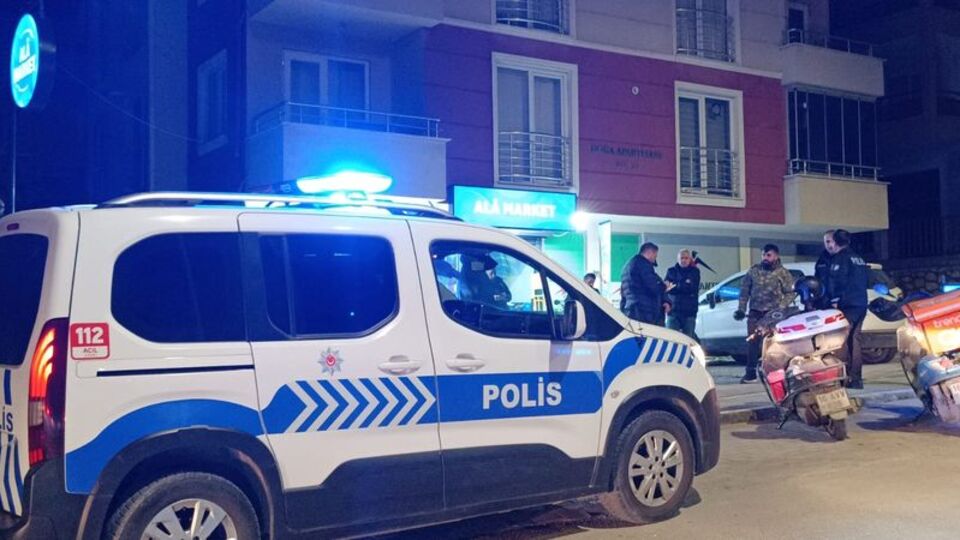 Tekel bayisinde silahlı soygun