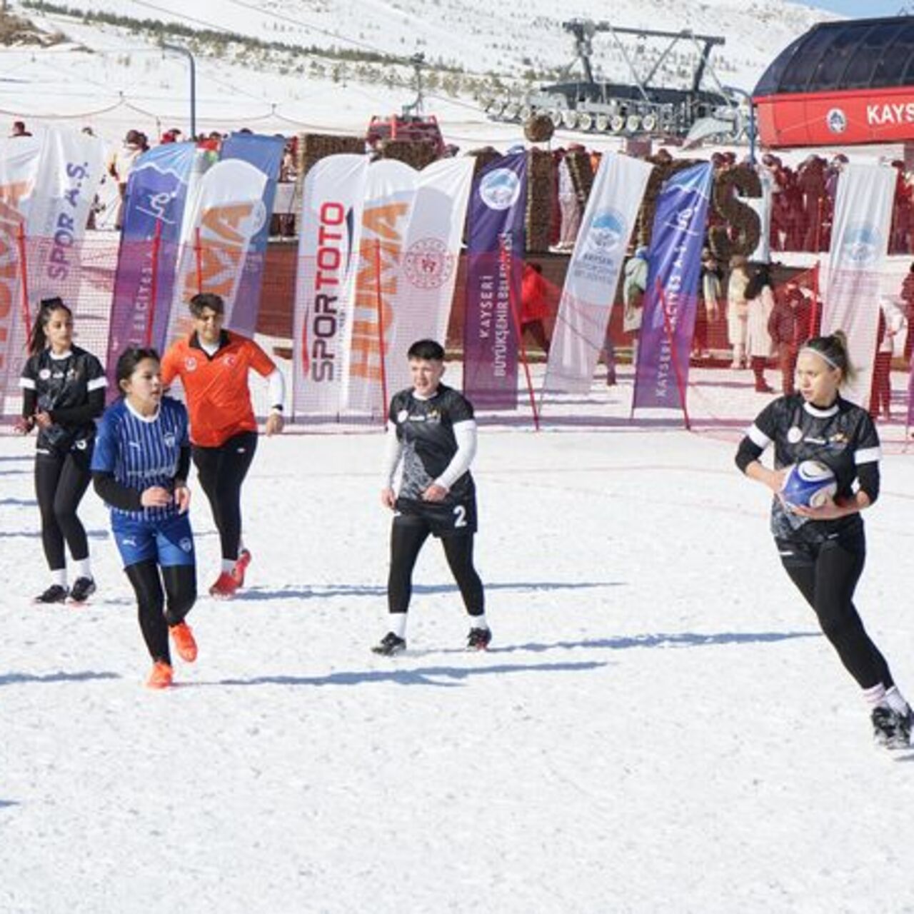 Kar Ragbi Türkiye Şampiyonası heyecanı!