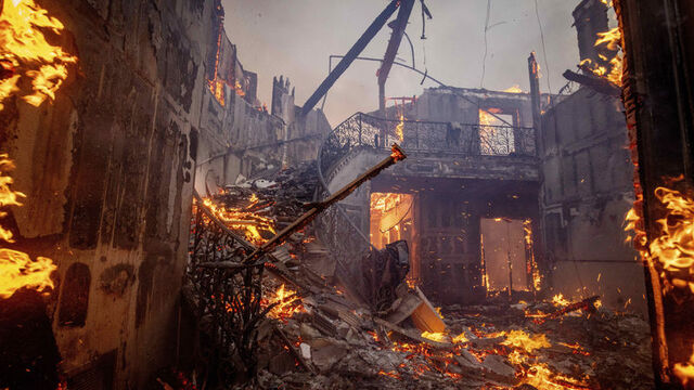 Los Angeles yangınının büyüme nedeni ahşap yapılar mı?