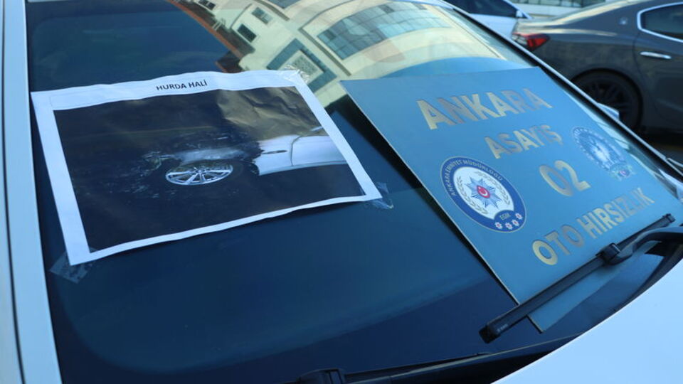 Depremde ağır hasarlı araçları "change" etmişler! 40 milyon liralık vurgun, 15 gözaltı