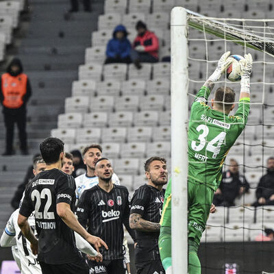 "Yatın kalkın, Mert'e duacı olun"