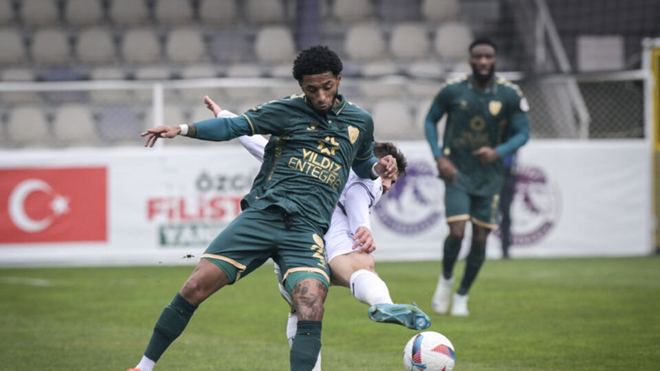 Kocaelispor 3 puanı tek golle aldı!