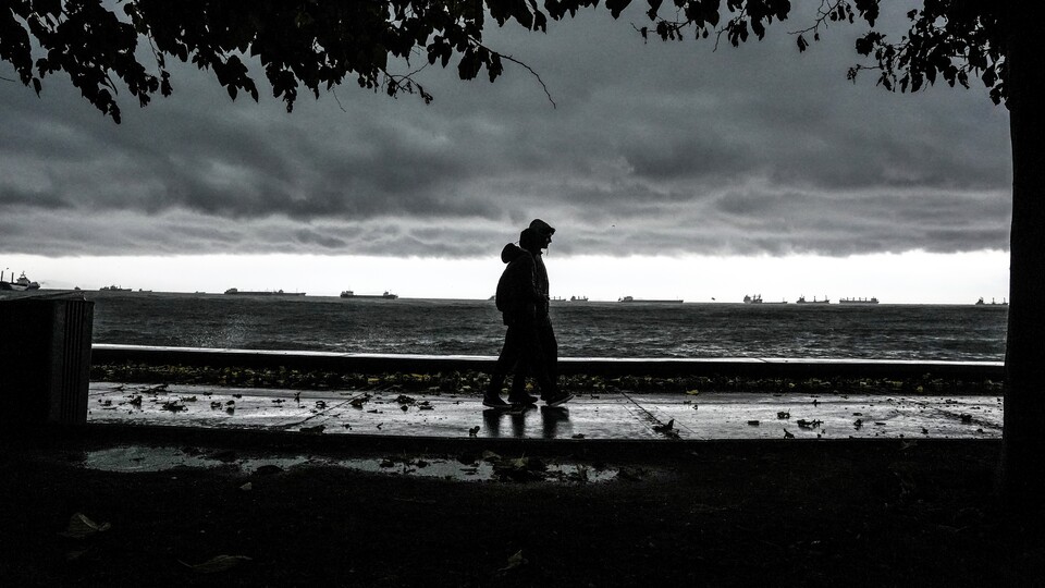 Kuvvetli sağanak ve fırtına uyarısı! Bu bölgeler dikkat