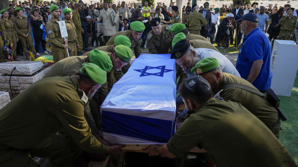 Gazze'de 5 İsrail askeri öldürüldü