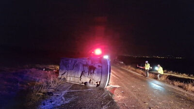 Kaza yerinde polise kamyon çarptı