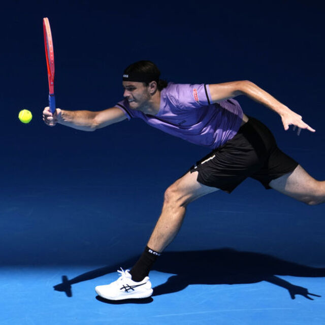 Fritz ve Rybakina, Avustralya'da ikinci turda