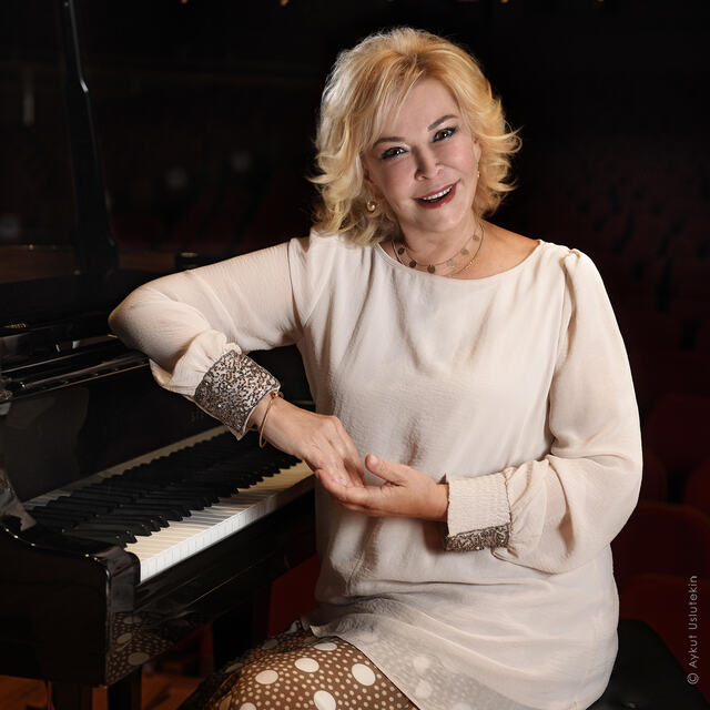 Gülsin Onay'dan Ocak ayında 3 konser