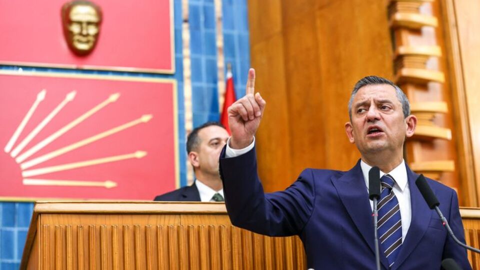 CHP lideri Özel'den pazar eleştirisi