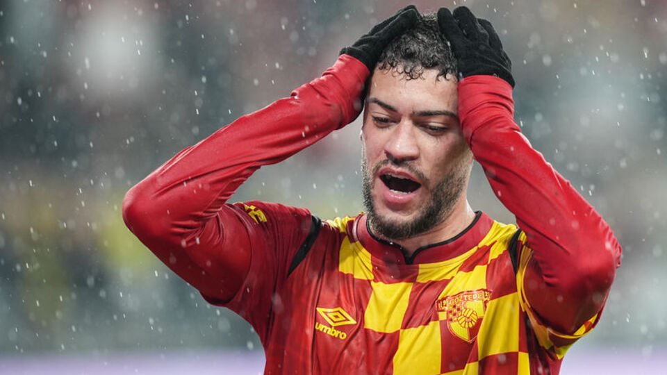 Romulo Antalyaspor maçında yok!