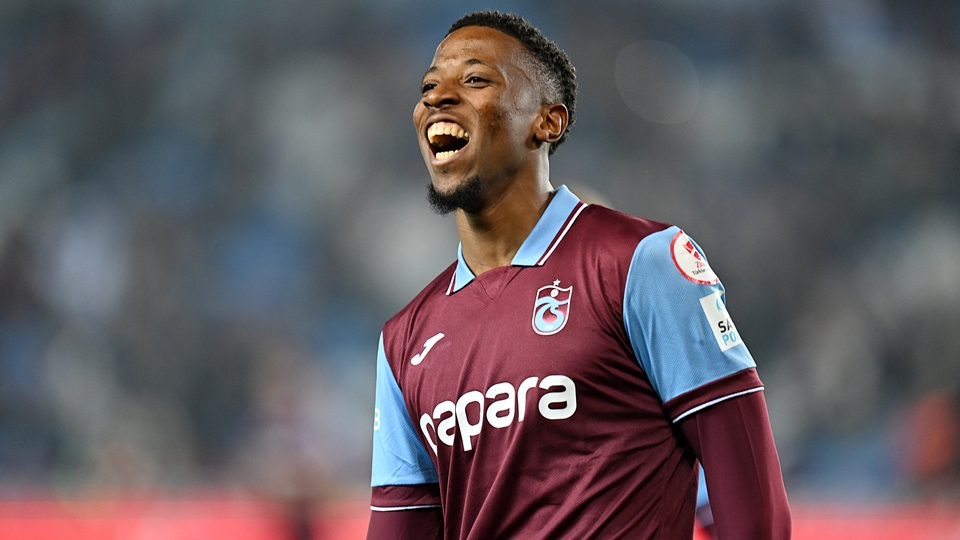 Banza, Onuachu'ya yaklaştı!