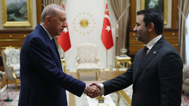 Şeybani'yi kabul etti