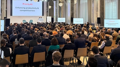 Bakan Şimşek, Londra'da Türk ekonomisini anlattı