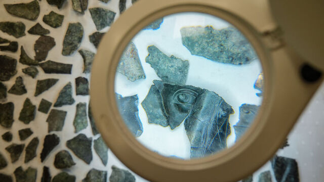 'Antik hurdalık'ta bulundu... Yaklaşık 2 bin adet!