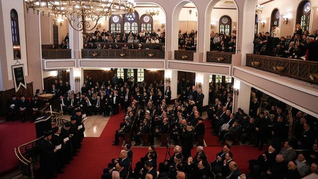 İsak Haleva son yolculuğuna uğurlandı